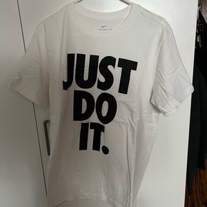 Nike t-shirt